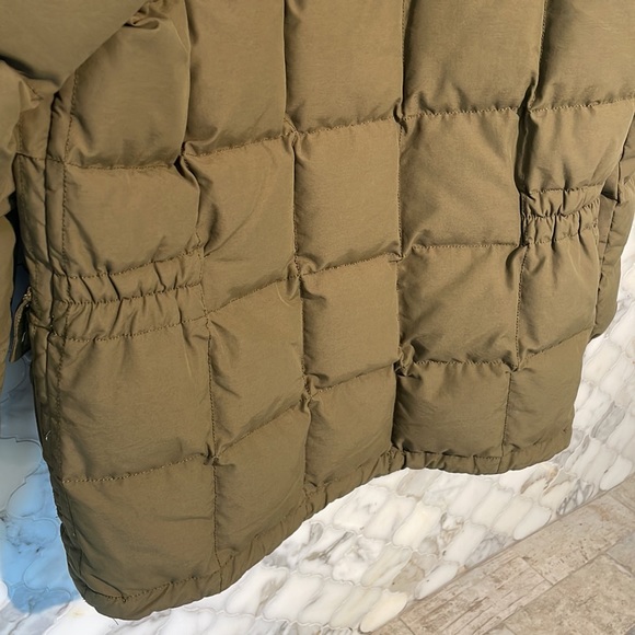 J Crew down filled olive green coat. Size XS - Picture 12 of 12